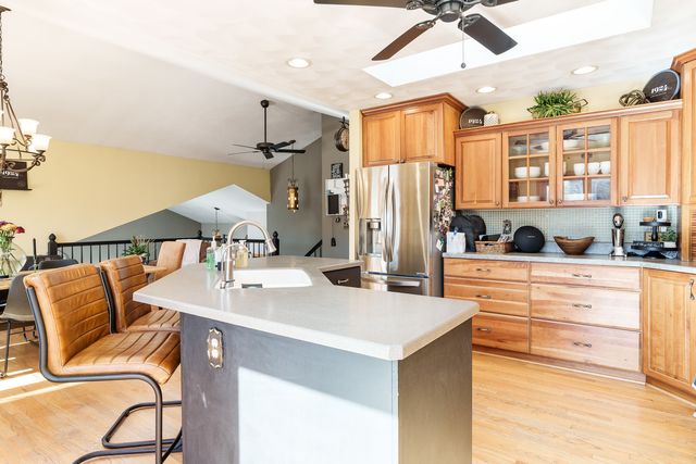 5405 REGENCY Way, Rockford, IL 61114