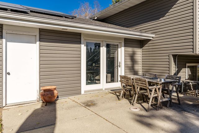 5405 REGENCY Way, Rockford, IL 61114