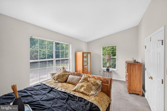 261 MANSION PKWY, New Castle, DE 19720
