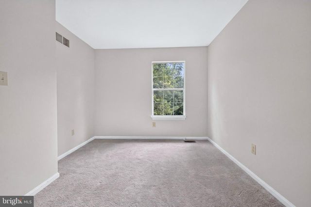 261 MANSION PKWY, New Castle, DE 19720