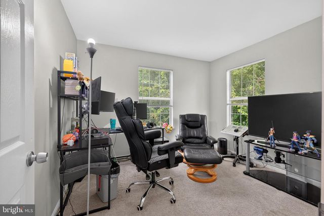 261 MANSION PKWY, New Castle, DE 19720