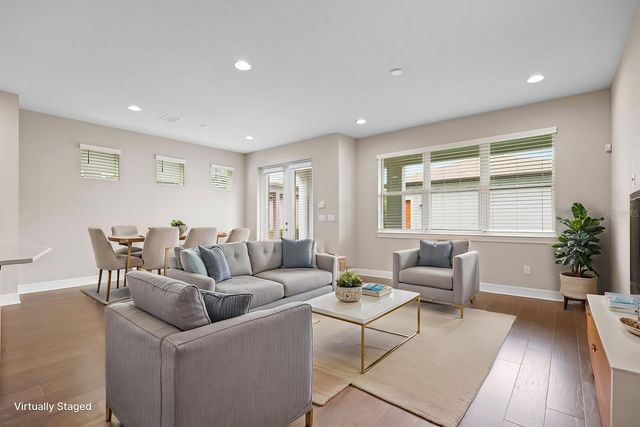 5707 VILLAGE CENTER DRIVE, Lithia, FL 33547