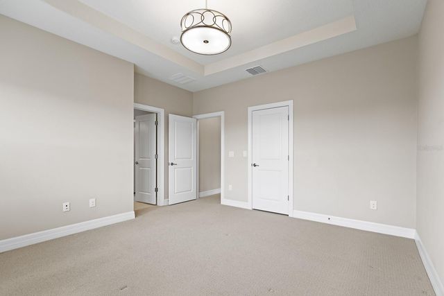 5707 VILLAGE CENTER DRIVE, Lithia, FL 33547