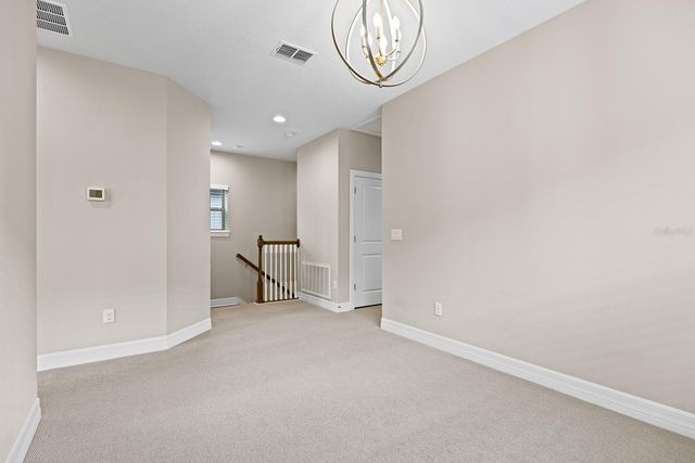 5707 VILLAGE CENTER DRIVE, Lithia, FL 33547