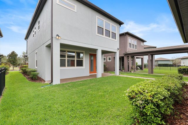 5707 VILLAGE CENTER DRIVE, Lithia, FL 33547