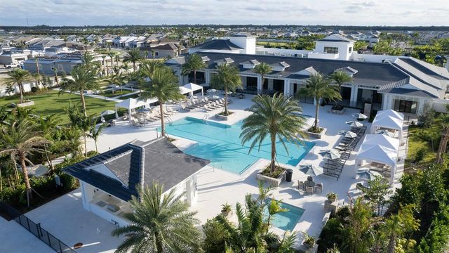10238 Timber Creek Way, Palm Beach Gardens, FL 33412