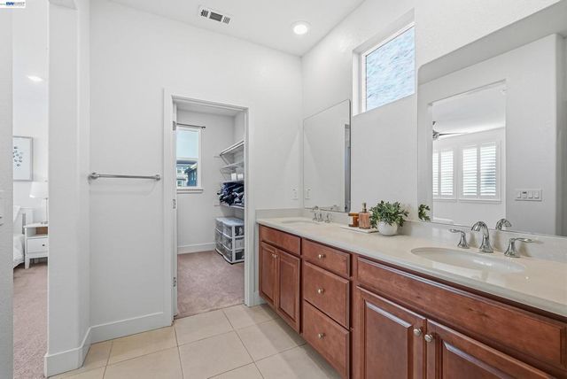 2933 Stringham Way, Dublin, CA 94568