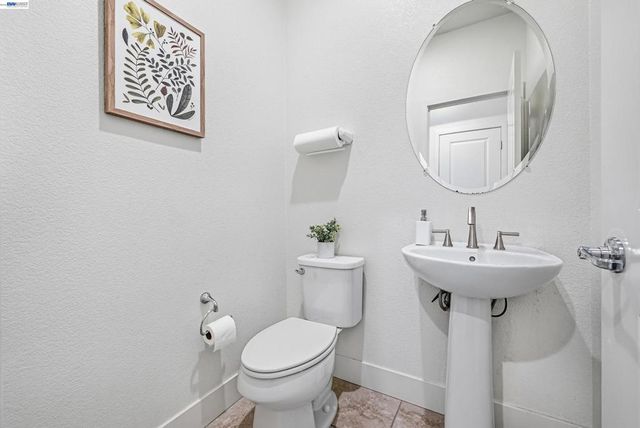 2933 Stringham Way, Dublin, CA 94568