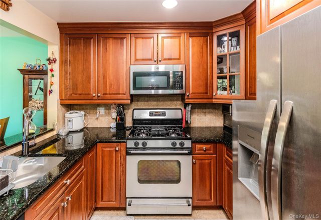 9440 Magnolia Court 1A, Ozone Park, NY 11417