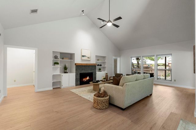 6304 Walebridge LN, Austin, TX 78739