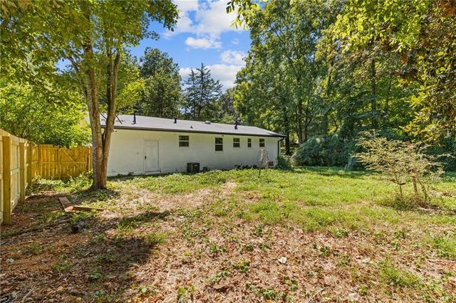 1928 APACHE Trail SE, Atlanta, GA 30316