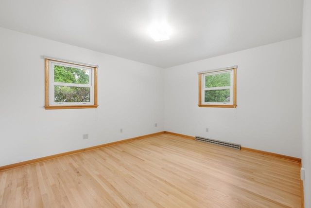 607 Hillcrest Drive, Oregon, WI 53575
