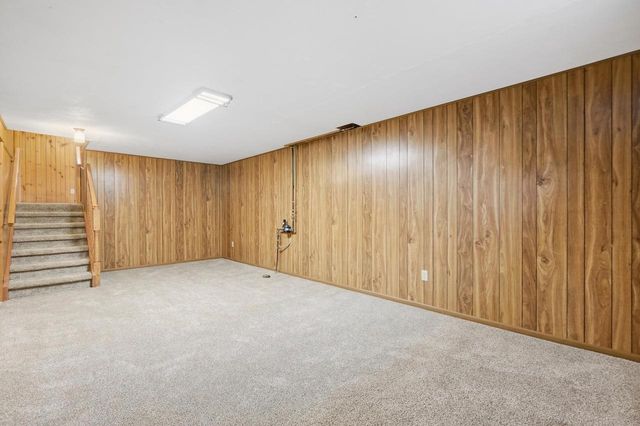 607 Hillcrest Drive, Oregon, WI 53575