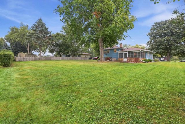 607 Hillcrest Drive, Oregon, WI 53575