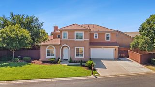 4160 N Creekbend, Clovis, CA 93619