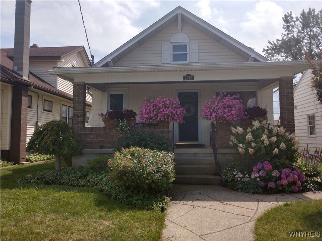 2919 Michigan Avenue, Niagara Falls, NY 14305