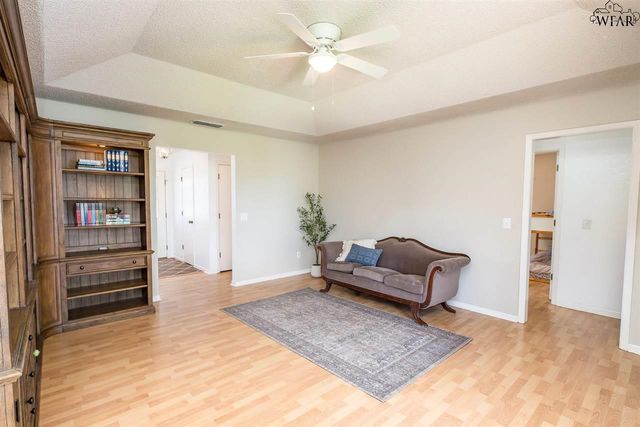 4319 CRESTVIEW, Wichita Falls, TX 76306