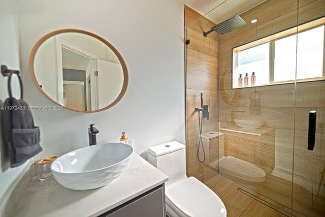 18800 Belmont Dr, Cutler Bay, FL 33157