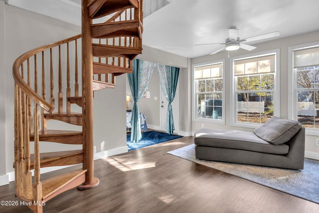 212 NE 35th Street, Oak Island, NC 28465