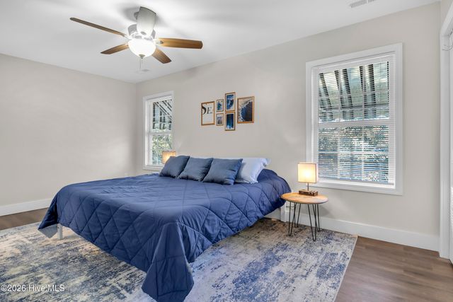 212 NE 35th Street, Oak Island, NC 28465