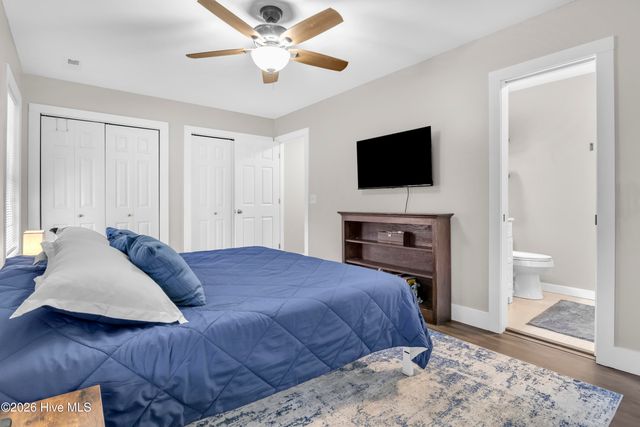 212 NE 35th Street, Oak Island, NC 28465