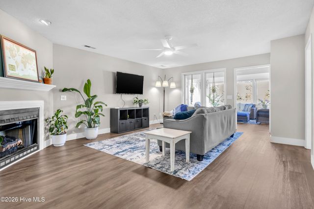 212 NE 35th Street, Oak Island, NC 28465