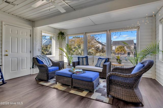 212 NE 35th Street, Oak Island, NC 28465