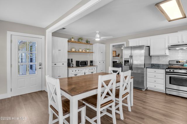 212 NE 35th Street, Oak Island, NC 28465