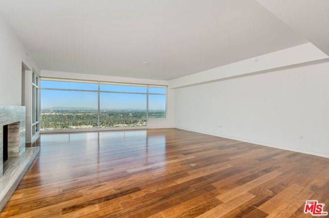 1 W Century Drive 24A, Los Angeles, CA 90067