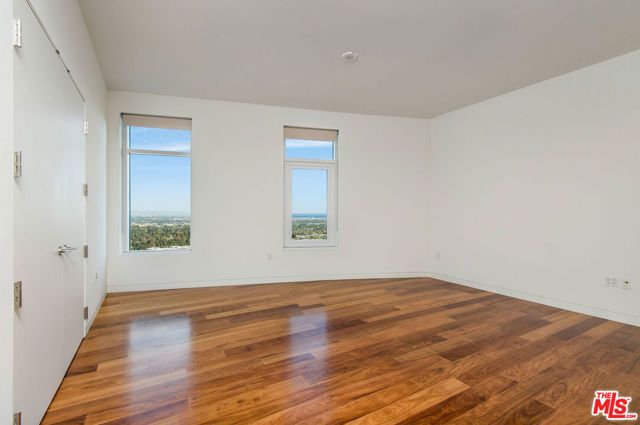 1 W Century Drive 24A, Los Angeles, CA 90067