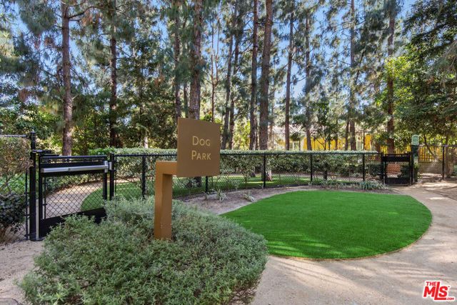 1 W Century Drive 24A, Los Angeles, CA 90067