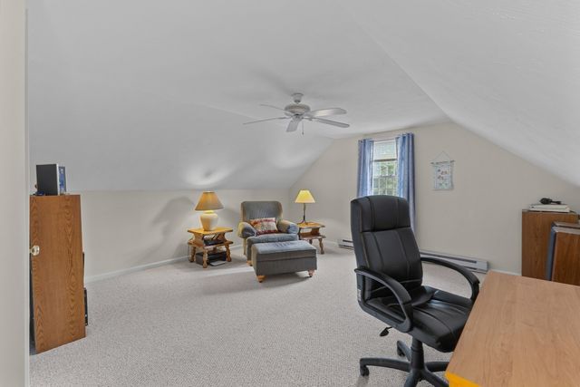 10 Shirley Street, Pepperell, MA 01463
