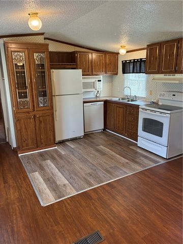 86 Latimer Ridge Road, Honea Path, SC 29654