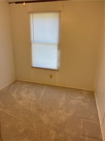 86 Latimer Ridge Road, Honea Path, SC 29654