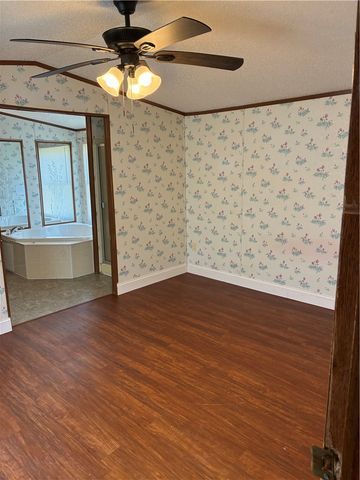 86 Latimer Ridge Road, Honea Path, SC 29654