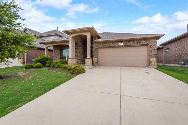 2305 Laurel Forest Drive, Fort Worth, TX 76177