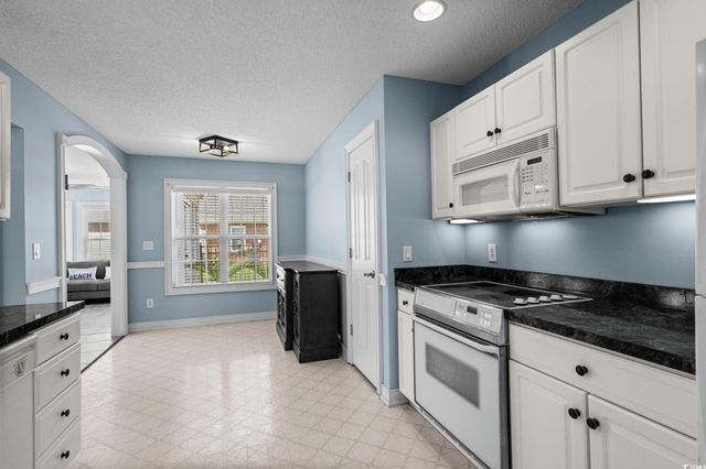 4162 Dupree Dr., Little River, SC 29566