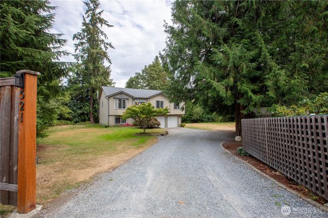 521 208th Avenue E, Bonney Lake, WA 98391