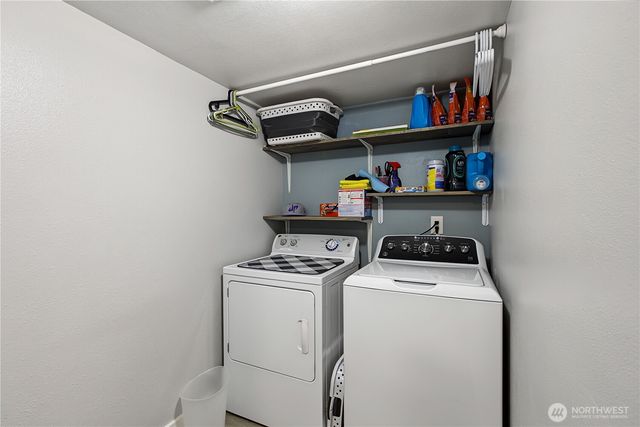 521 208th Avenue E, Bonney Lake, WA 98391