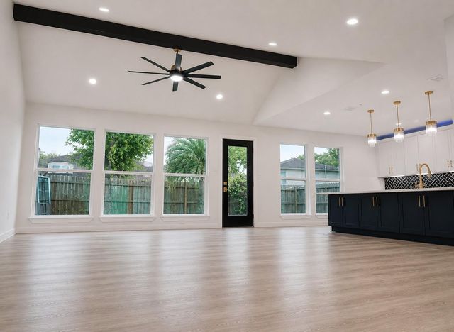 1722 Cherry Bend Drive, Houston, TX 77077