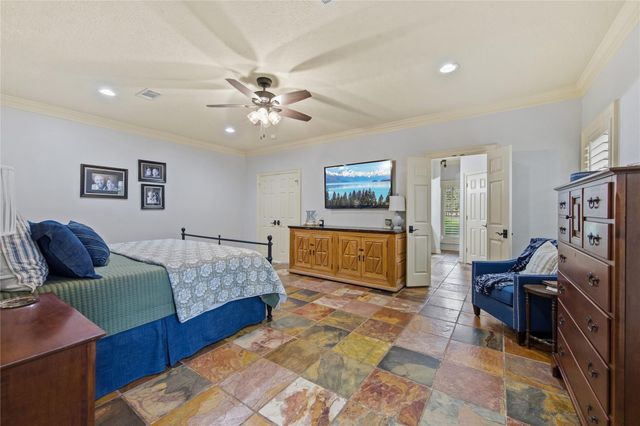 1395 Ford Avenue, Dayton, TX 77535