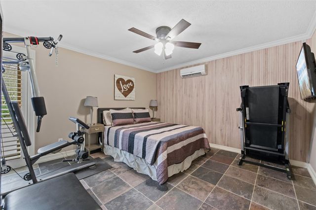 1395 Ford Avenue, Dayton, TX 77535