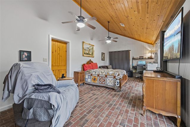 1395 Ford Avenue, Dayton, TX 77535