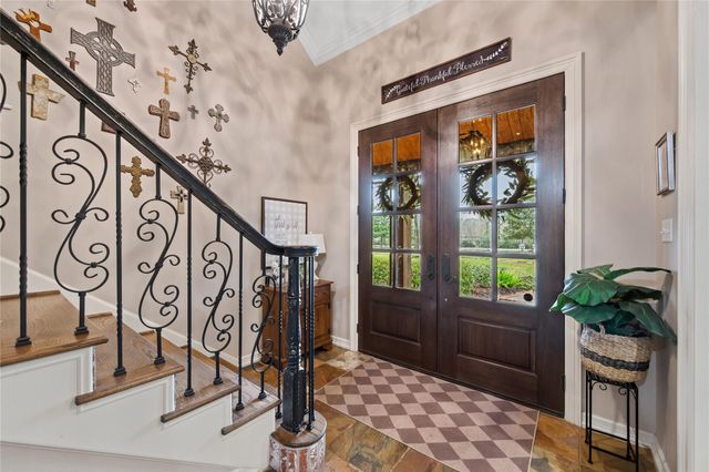 1395 Ford Avenue, Dayton, TX 77535