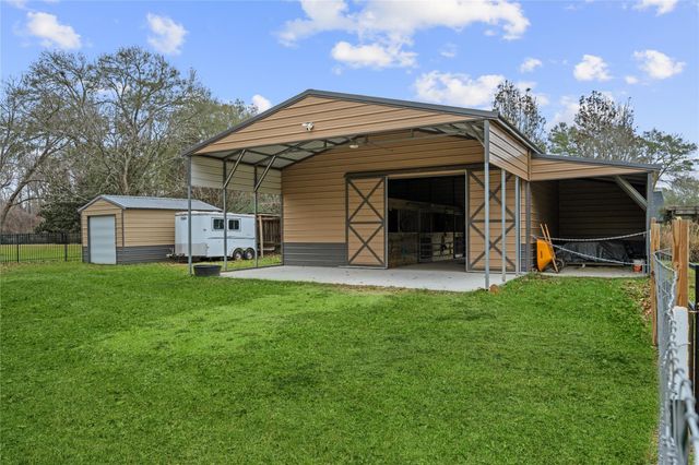 1395 Ford Avenue, Dayton, TX 77535