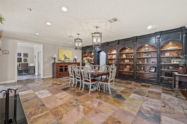 1395 Ford Avenue, Dayton, TX 77535