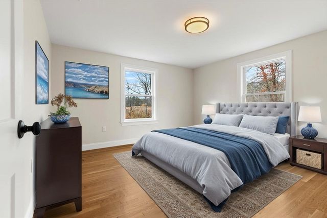 9 Woodside Ln, Burlington, MA 01803