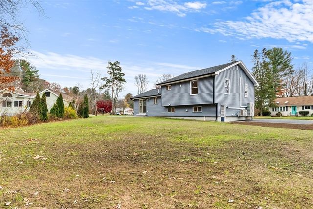 9 Woodside Ln, Burlington, MA 01803