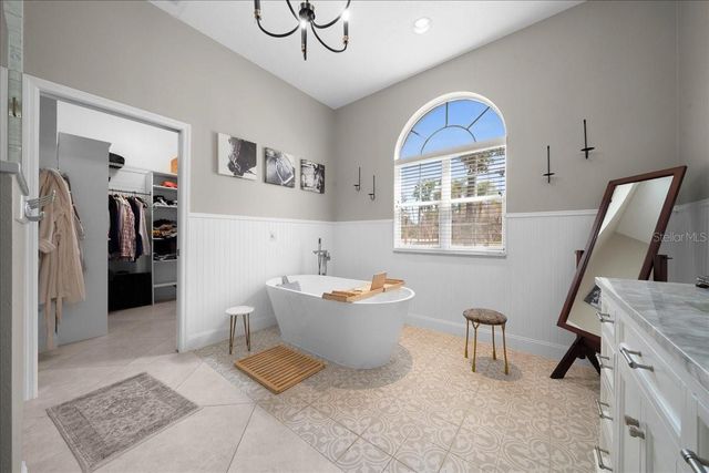 2411 SE 27TH STREET, Ocala, FL 34471