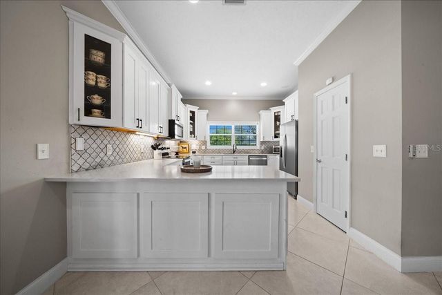 2411 SE 27TH STREET, Ocala, FL 34471
